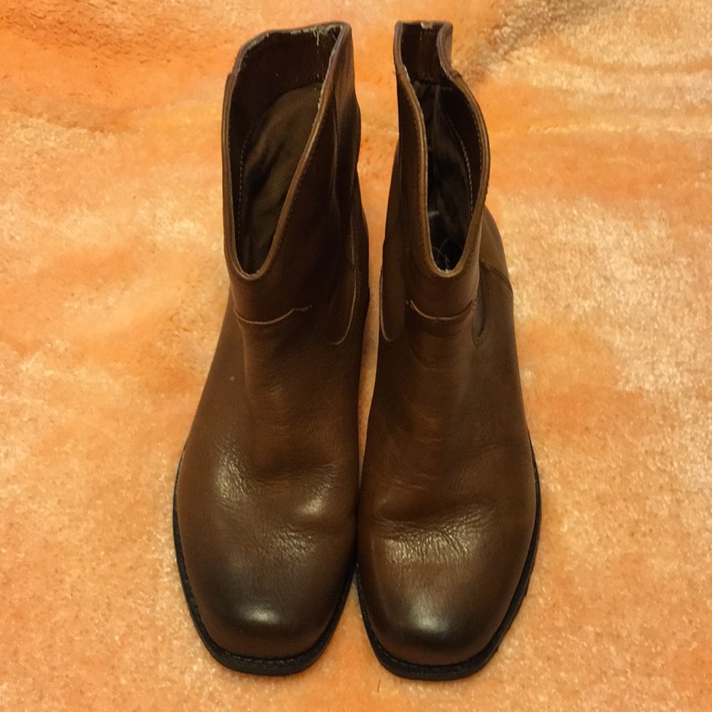 Jessica Simpson leather boots